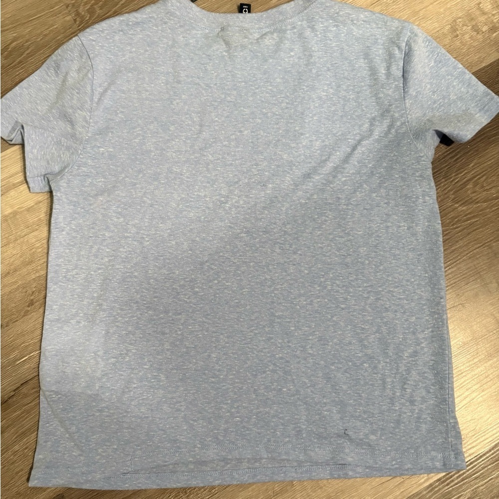 H&M Divided Light Blue Tee - Picture 4 of 4